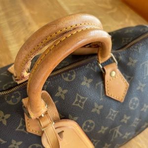Louis Vuitton Vintage Speedy 35